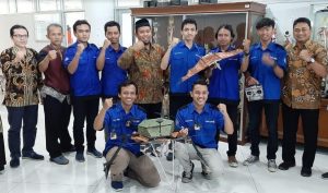 Read more about the article Hexacopter Aerobo Lawu Dirga, Flying Robot by UMS Aerobo Team